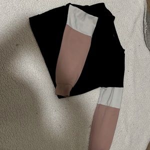 Long sleeve, mid cut lightweight sweater